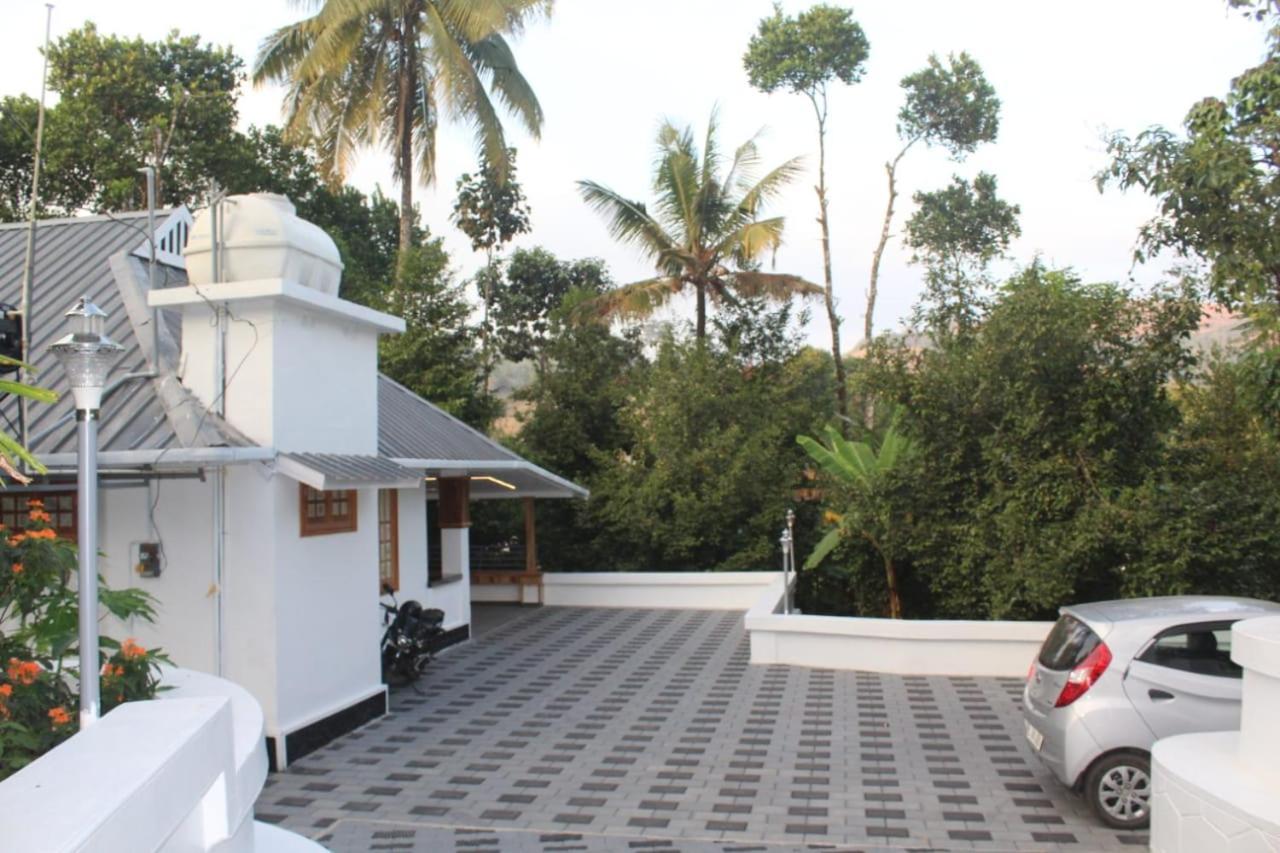 4 Acre Woods Farm Stay Munnar Eksteriør bilde